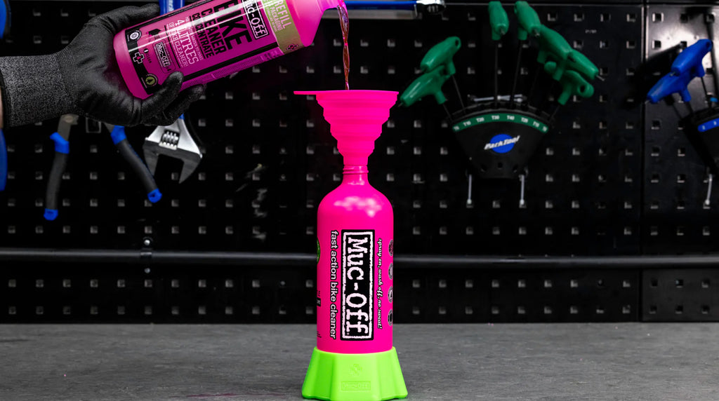 Muc-Off Collapsible Silicone Funnel