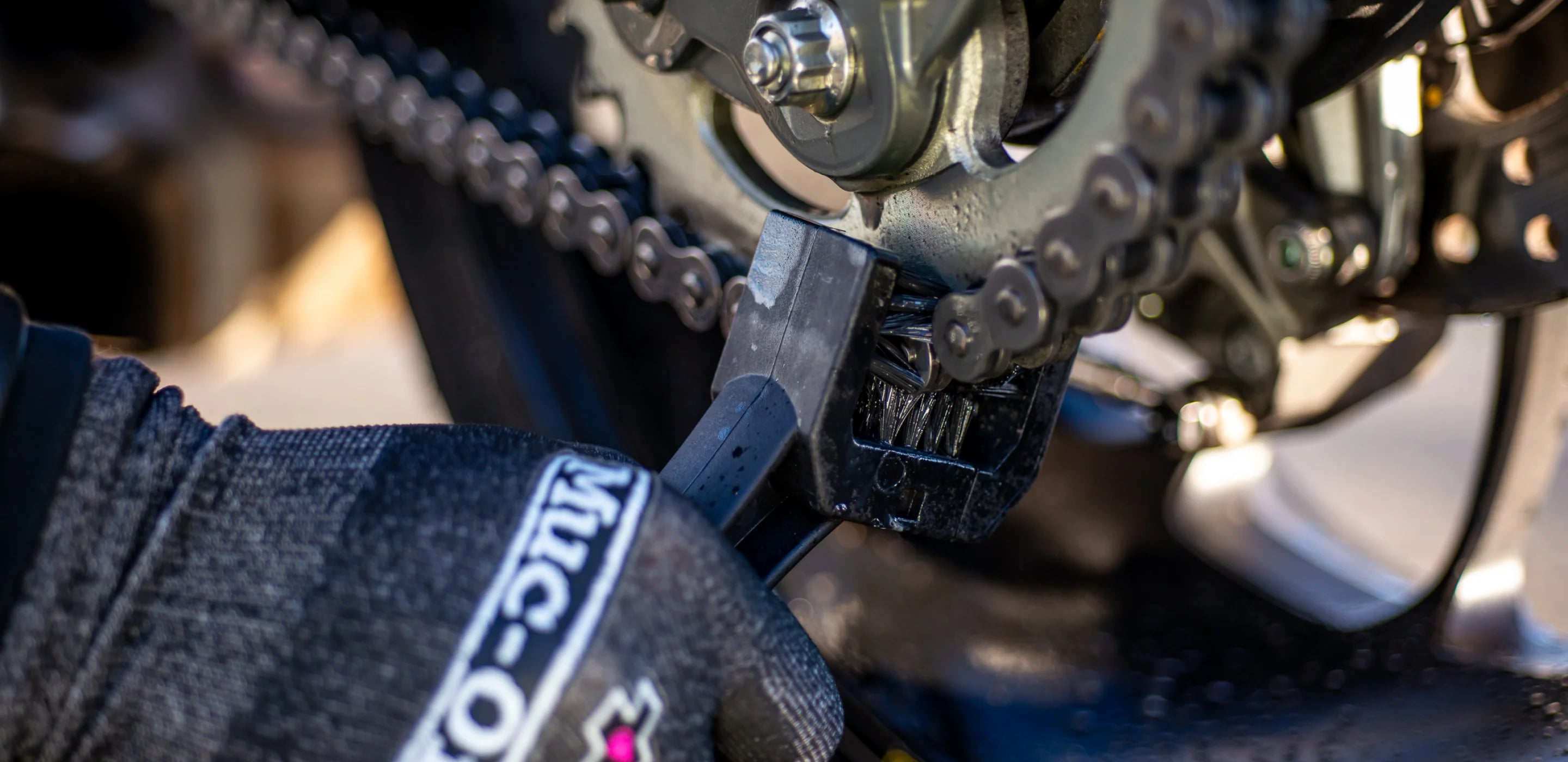 Muc-Off Motorcycle Chain Care Kit