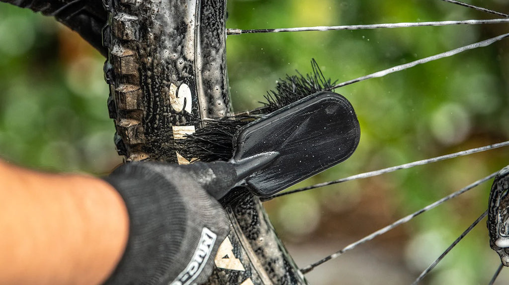 Muc-Off Tyre & Cassette Brush